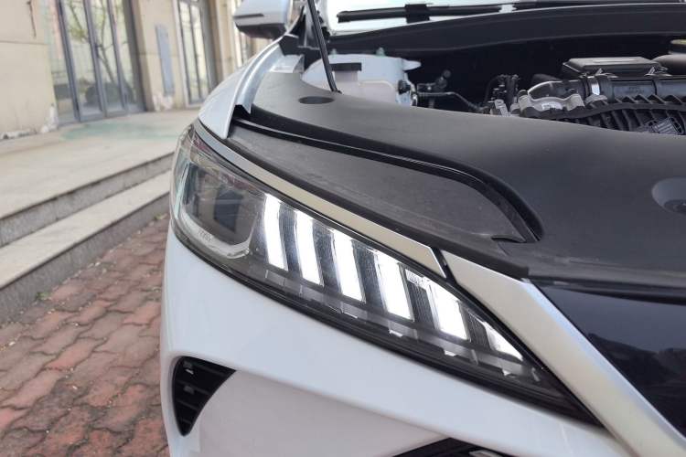 Used BYD Qin PLUS 2025 DM-i Smart Drive 55KM Leading Model
