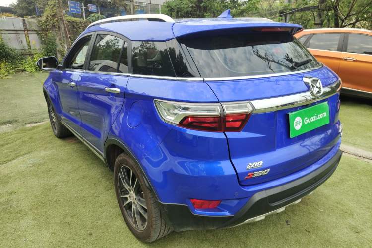 Used JMC Yusheng S330 2016 1.5L GTDi Automatic Two-Wheel Drive Flagship Edition Rear Left 45 Deg