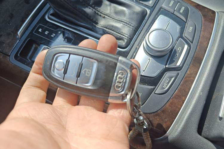 Used Audi A6L 2015 30 FSI Millionth Anniversary Comfort Model Vehicle Key