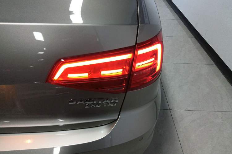 Used Volkswagen Sagitar 2018 280TSI DSG Ignite Edition
