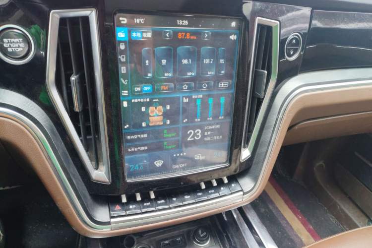 Used Zotye T700 2017 1.8T Dual-Clutch Prestige New Year Edition
