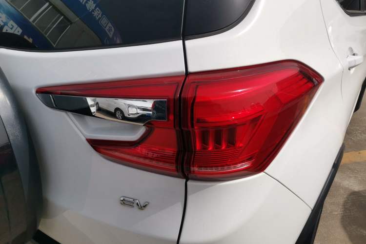 Used BYD Yuan New Energy 2019 EV535 Smart Connect Trendsetting Model