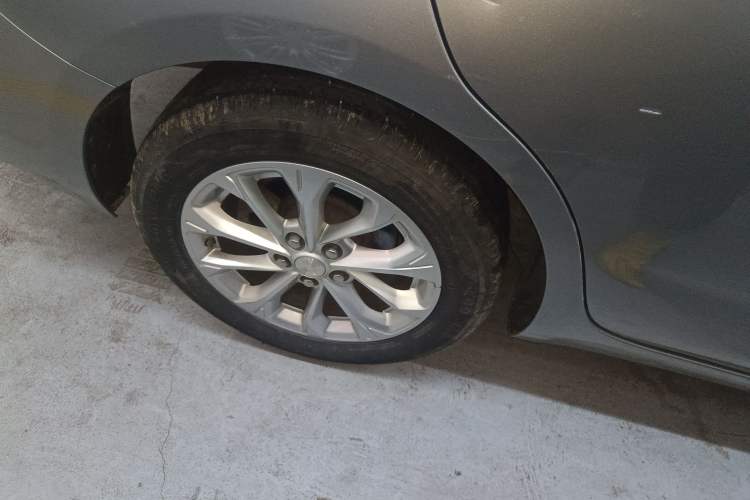 Used Chevrolet Monza 2023 1.5L Dual-Clutch Enjoyment Edition Right Rear Wheel Hub