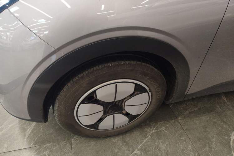 Used Geely Galaxy Geome 2025 410 km Free Version