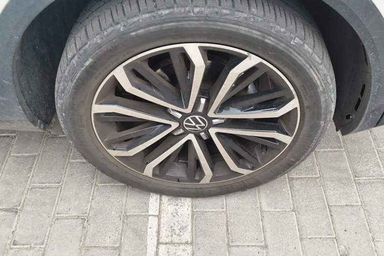 Used Volkswagen T-ROC 2022 280TSI DSG Two-Wheel Drive Comfort PLUS Exterior 4