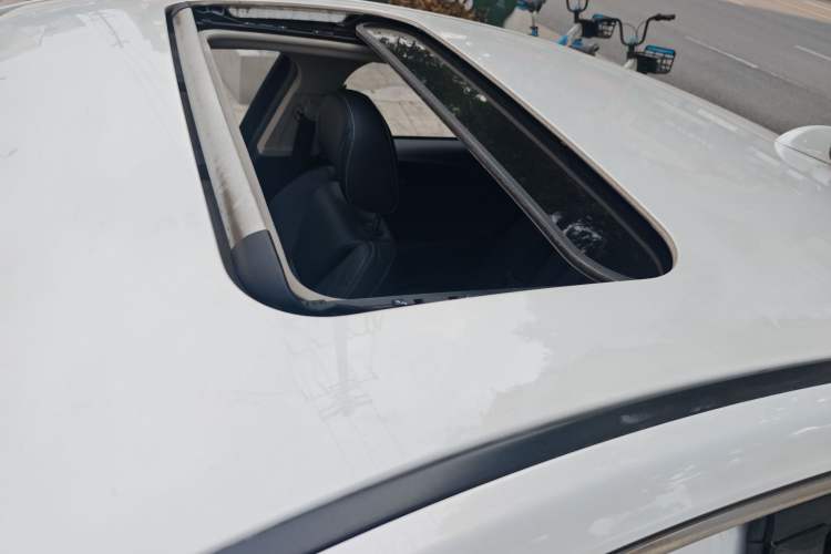 Used Hongqi H5 2019 30TD Smart Connect Dynamic Edition
