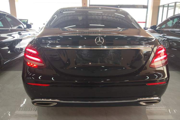 Used Mercedes-Benz E-Class 2020 E 260 L

