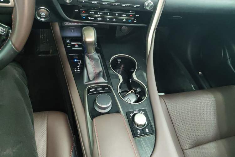 Used Lexus RX 2016 300 4x4 Elegant Edition China V-standard
