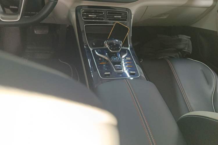 Used BYD Qin PLUS 2021 DM-i 55KM Flagship Model Gear Lever