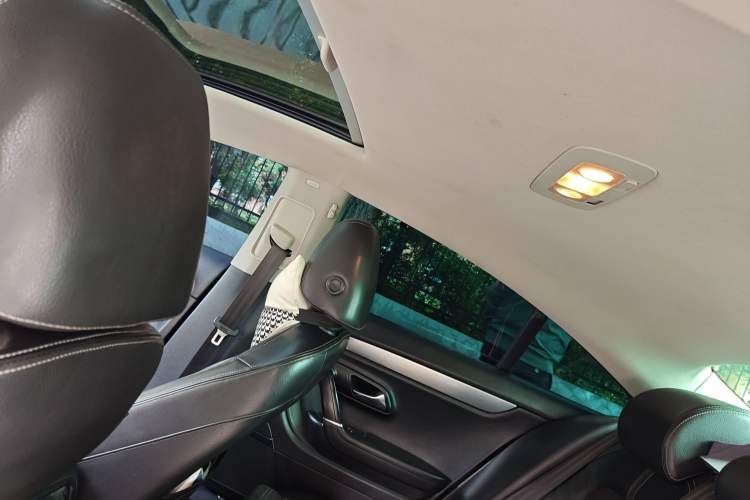 Used Volkswagen FAW-Volkswagen CC 2011 2.0 TSI Luxury Edition Headliner