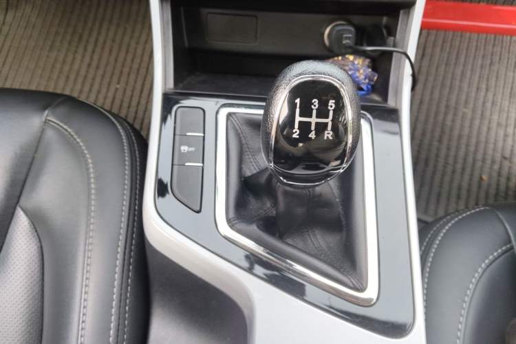 Used Chery Arrizo 5 2019 1.5L Manual New Youth Edition China VI Standard