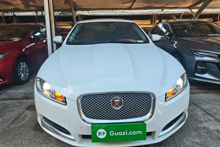 Used Jaguar XF 2015 XF 2.0T Luxury Edition
