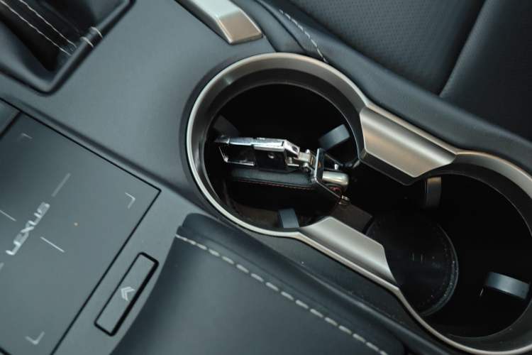 Used Lexus NX 2020 200 Front-Wheel Drive Freeline Edition China VI Standard Vehicle Key