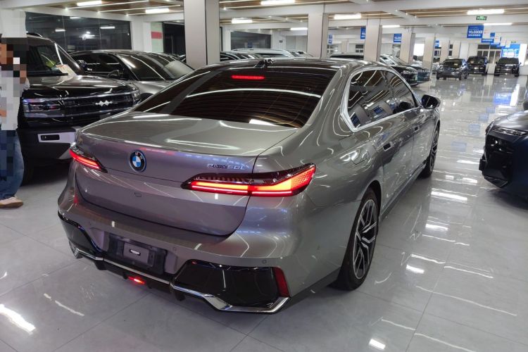 Used BMW i7 2023 eDrive50L Leading M Sport Package
