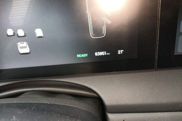 Used Li Auto ONE 2021 Extended-Range 6-Seater Version Odometer Close Up