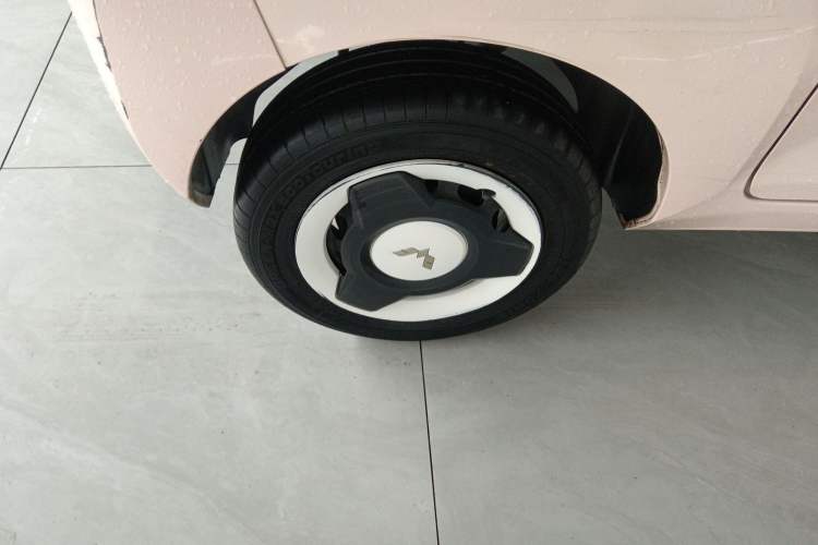 Used Wuling Hongguang MINIEV 2022 Macaron Fashion Model Lithium Iron Phosphate
