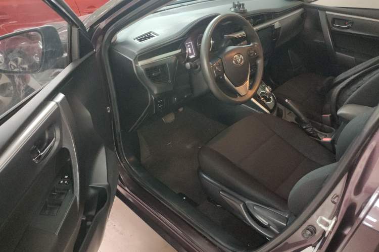 Used Toyota Levin 2017 Revised Dual-Engine 1.8H GS E-CVT Elite Sunroof Version China V Standard