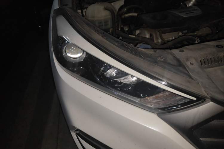 Used Hyundai Tucson 2015 1.6T Dual-Clutch Two-Wheel-Drive Leading Model
