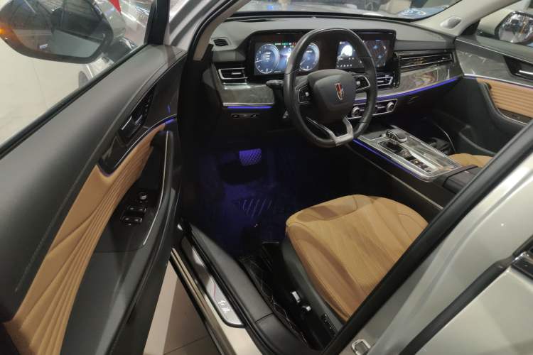 Used Hongqi HS5 2023 2.0T Four-Wheel Drive Flagship Pro Edition
