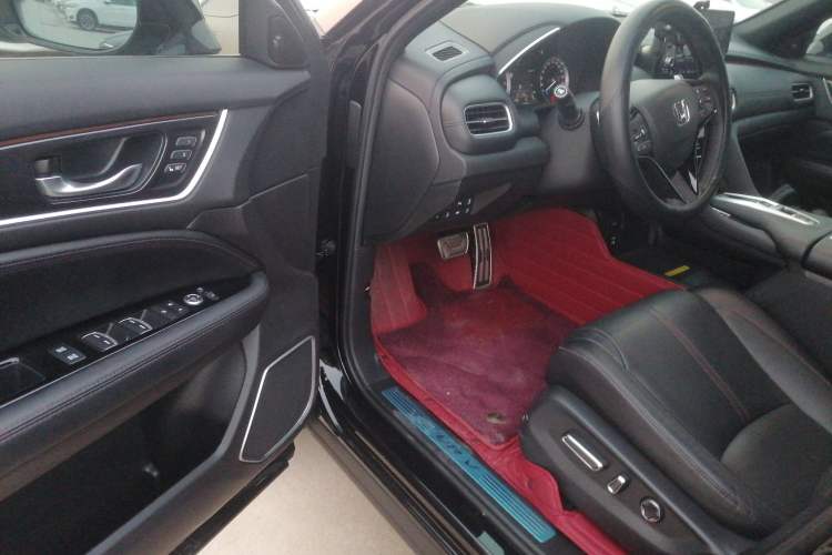 Used Honda UR-V 2023 370TURBO Four-Wheel Drive Prestige Black Jazz Edition