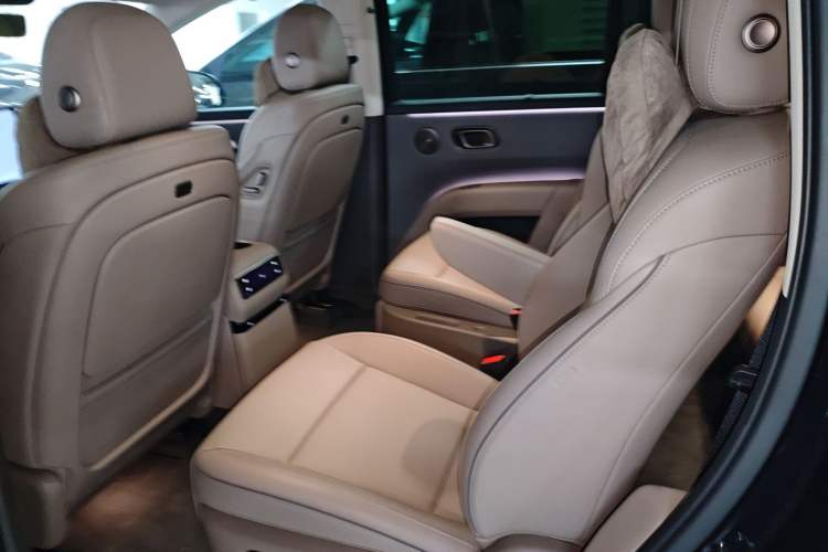 Used Li Auto i8 2025 Model Standard Version Left Rear Seat