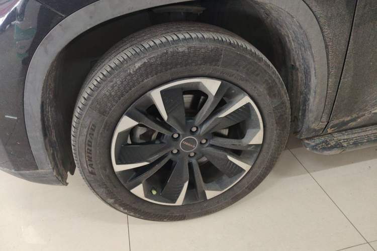 Used EXEED Lingyun 2021 290T Two-Wheel Drive Star Edition Left Front Wheel Hub