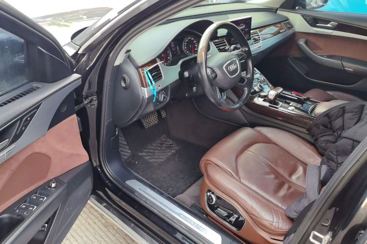 Used Audi A8 2014 A8L 45 TFSI quattro Comfort model