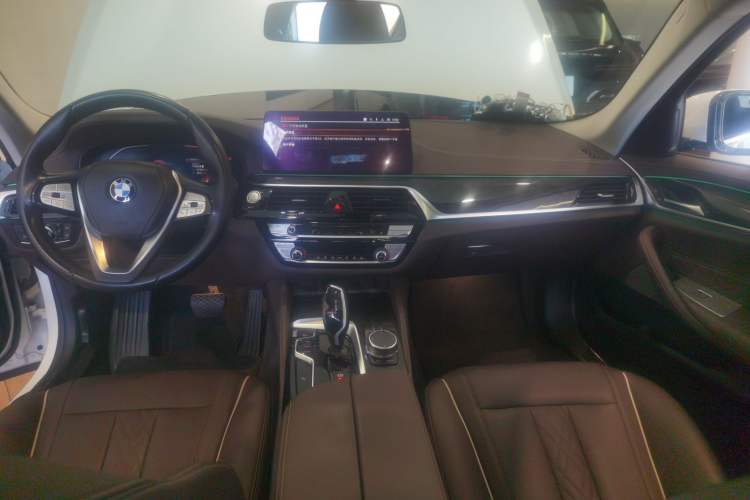 Used BMW 5 Series 2021 525Li Luxury Package
