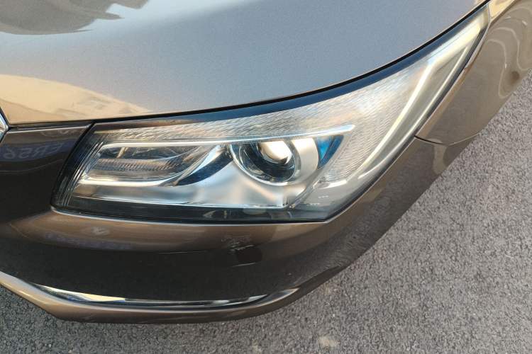 Used Buick LaCrosse 2013 2.4L SIDI Leading Comfort Version
