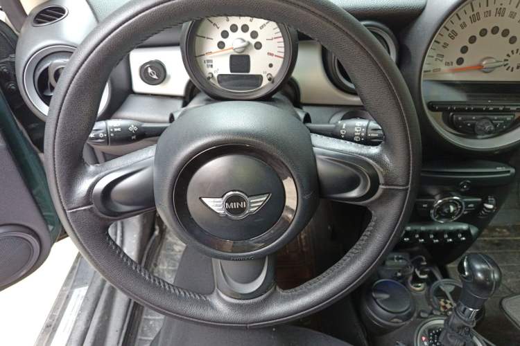 Used MINI 2013 1.6L ONE Limited Edition First Version
