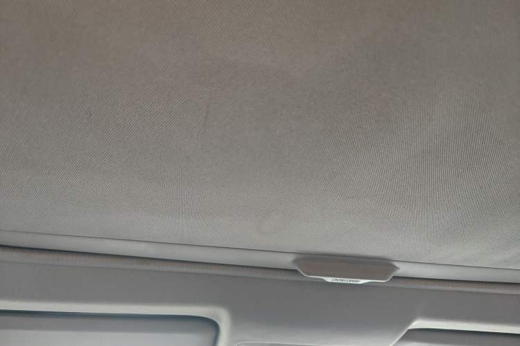 Used Toyota RAV4 2013 2.5L Automatic 4x4 Elite Edition Headliner