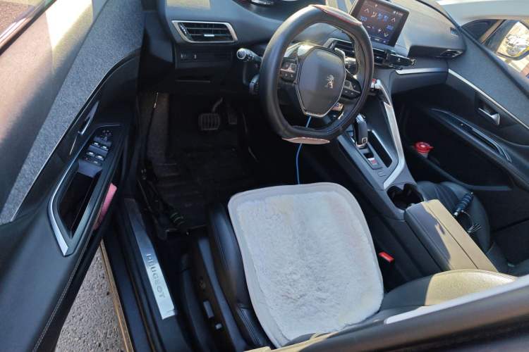 Used Peugeot 4008 2018 350THP Luxury Edition Driver Seat