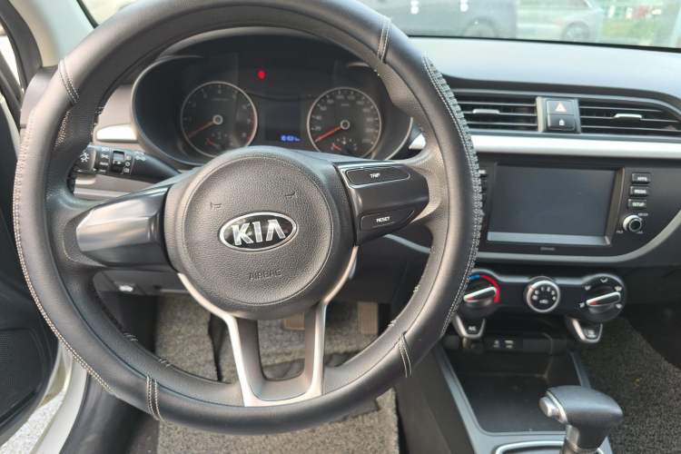 Used Kia K2 2017 Sedan 1.4L Automatic GLS Steering Wheel