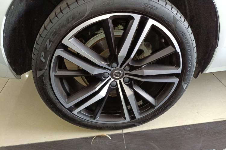 Used Volvo XC60 New Energy 2020 T8 eDrive Hybrid – Smart & Sporty Edition
