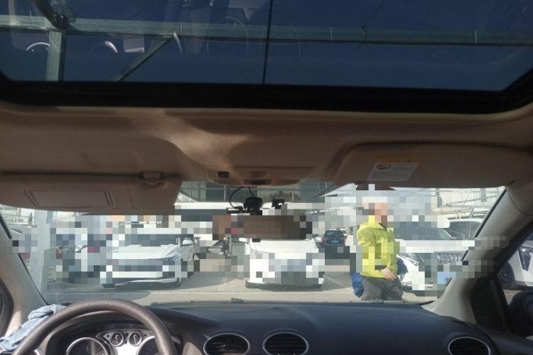 Used Ford Focus 2011 Hatchback 1.8L Automatic Fashion Edition Headliner