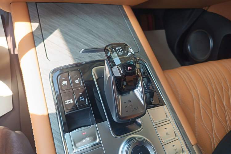 Used Tank 500 New Energy 2023 Hi4-T
