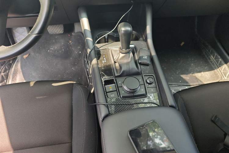 Used Mazda 3 Axela 2021 2.0L Automatic ZhiXuan Edition Gear Lever