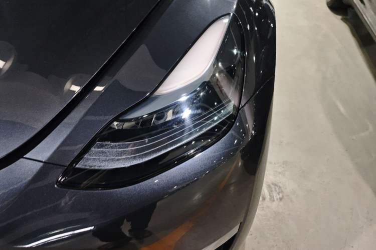 Used Tesla Model Y 2024 Long-Range All-Wheel-Drive Version
