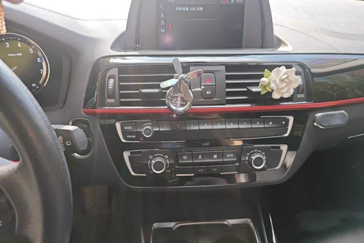 Used BMW 1 Series 2018 118i Sport Design Package
