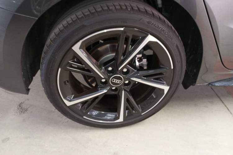 Used Audi A3 2024 Sportback 35 TFSI Fashionable Sports Model
