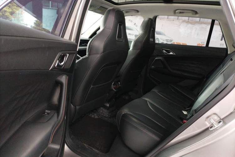 Used Roewe RX5 2023 1.5T Elite Edition
