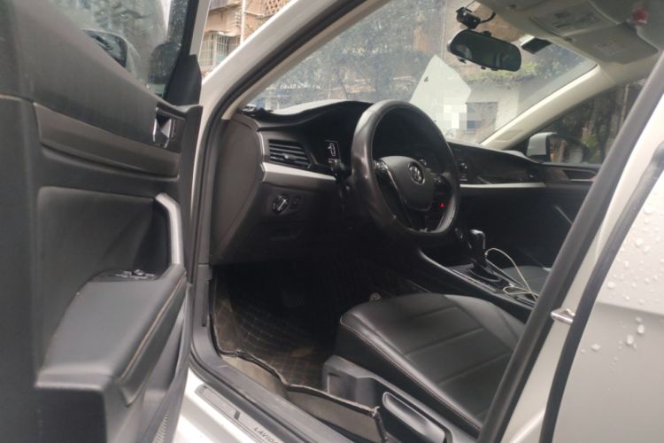 Used Volkswagen Lavida 2019 1.5L Automatic Comfort Edition China VI Standard Driver Seat