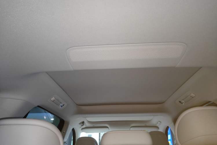 Used Hima AITO M8 2025 Extended-Range Ultra Version 53.4 kWh 5-Seater Edition
