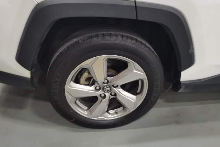 Used Toyota RAV4 2021 2.0L CVT Two-Wheel Drive Fashion Edition
