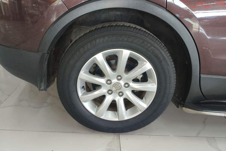 Used Buick Envision 2018 20T Two-Wheel-Drive Elite Model Right Rear Wheel Hub