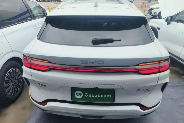 Used BYD Song PLUS New Energy 2025 EV Intelligent Driving Edition 520km Luxury Model
