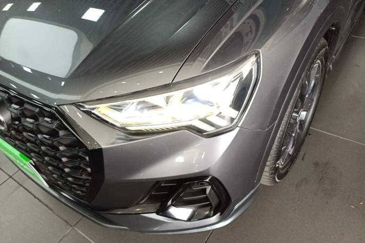 Used Audi Q3 Sportback 2020 40 TFSI Fashion Model
