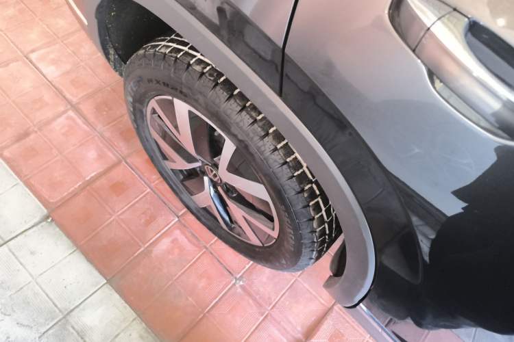 Used Volkswagen Tayron 2024 300TSI Two-Wheel-Drive Luxury Plus Advanced Version