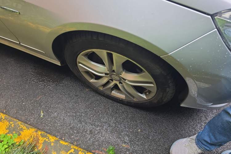 Used Mercedes-Benz E-Class 2011 E 260 L CGI Fashion Model
