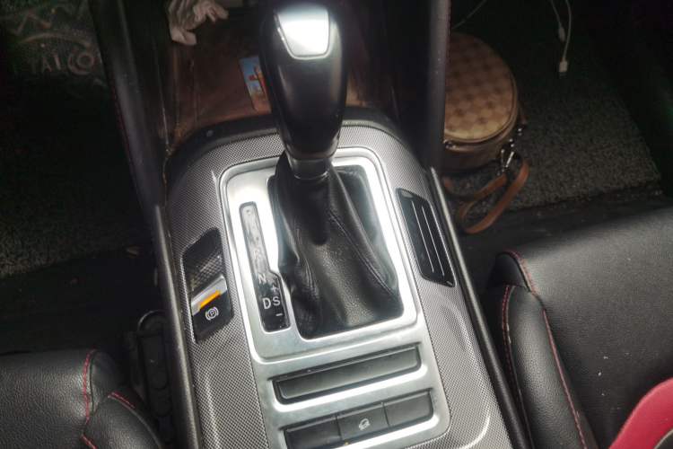 Used CHANGAN CS55 2019 1.5T Automatic Colorful Edition China VI Standard
